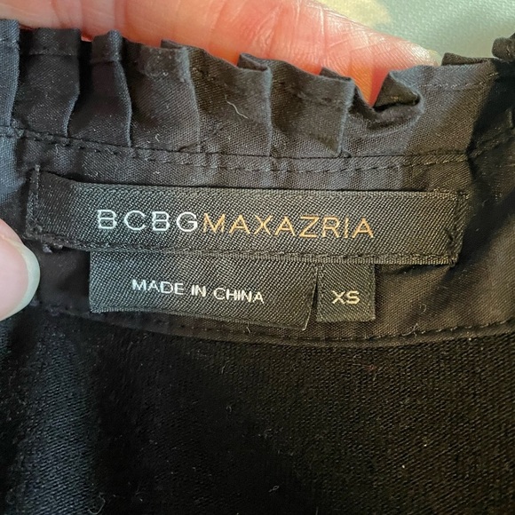 BCBGMAXAZRIA blouse, ruffle placket with stand-up collar, XS - Picture 4 of 4
